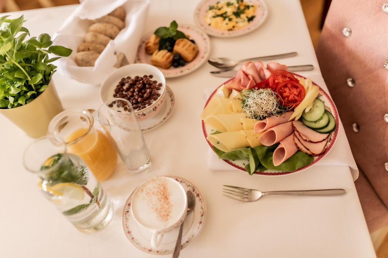 אולאבה Olawian Hotel מראה חיצוני תמונה
