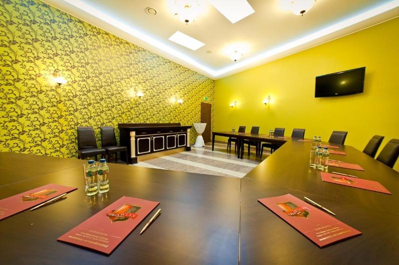 אולאבה Olawian Hotel מראה חיצוני תמונה