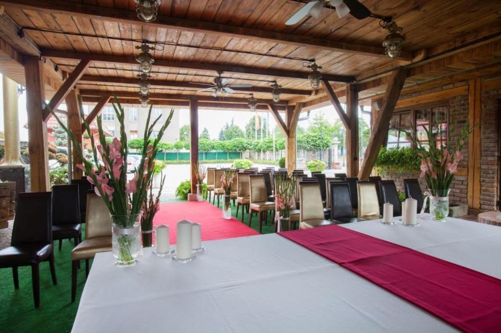 אולאבה Olawian Hotel מראה חיצוני תמונה